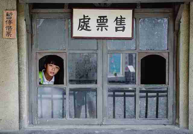 黑料网入口回应男团成员夜店照曝光完整录音